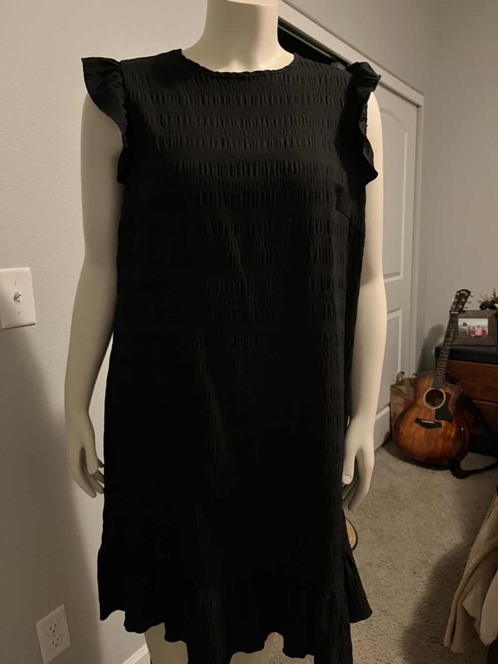 SHEIN Black Ruffle Sleeve Textured Midi Dress